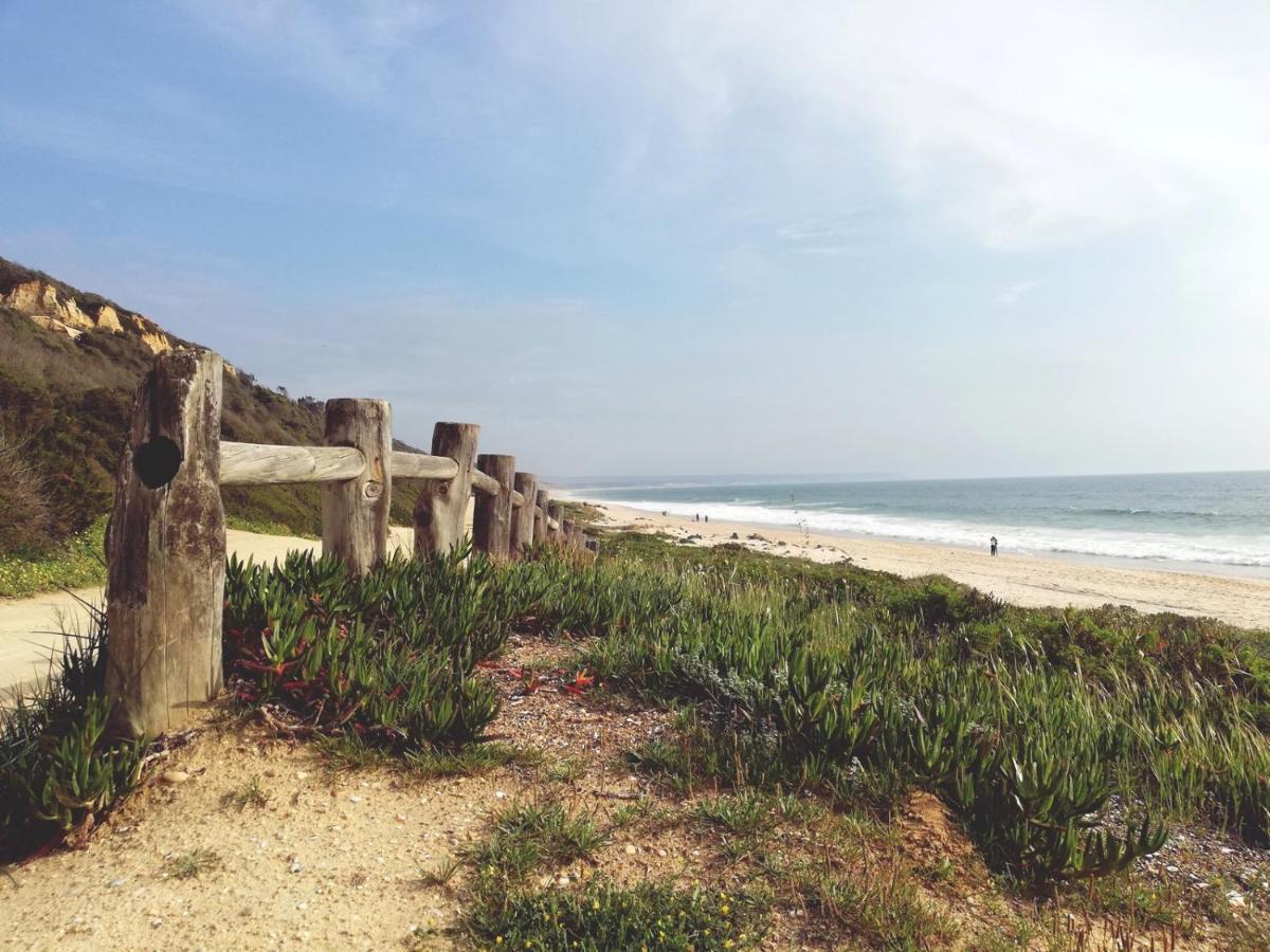 Tripgeo Pinhal Da Aroeira Villa Almada Exterior foto